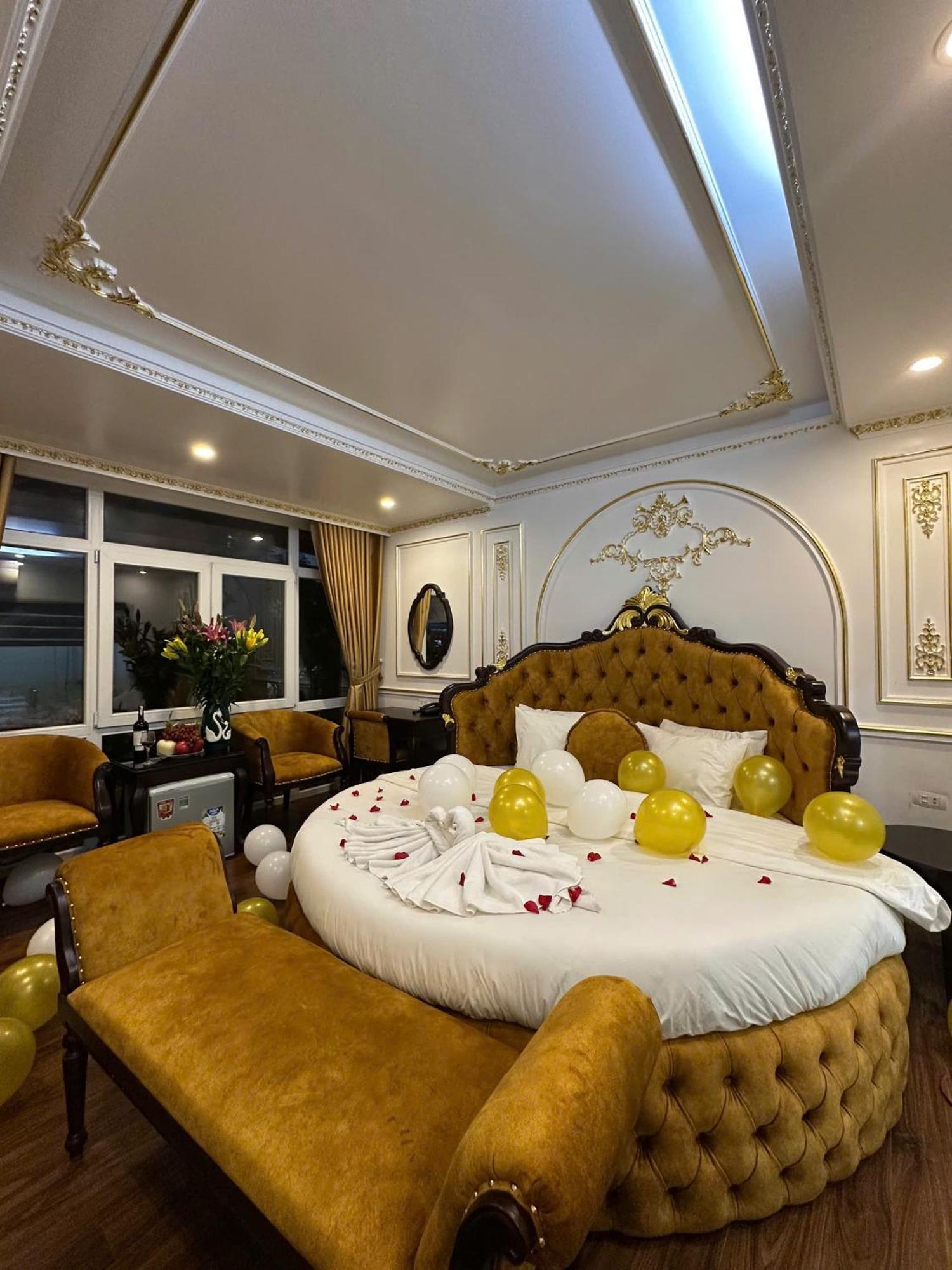 Aloha Hotel Ханой Экстерьер фото