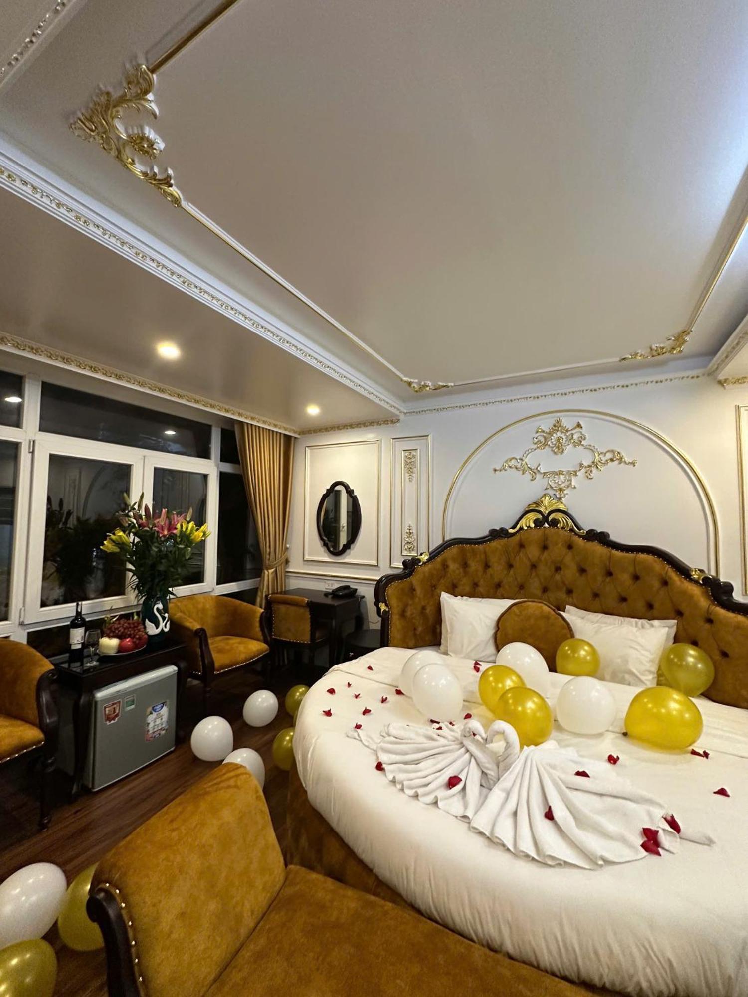 Aloha Hotel Ханой Экстерьер фото